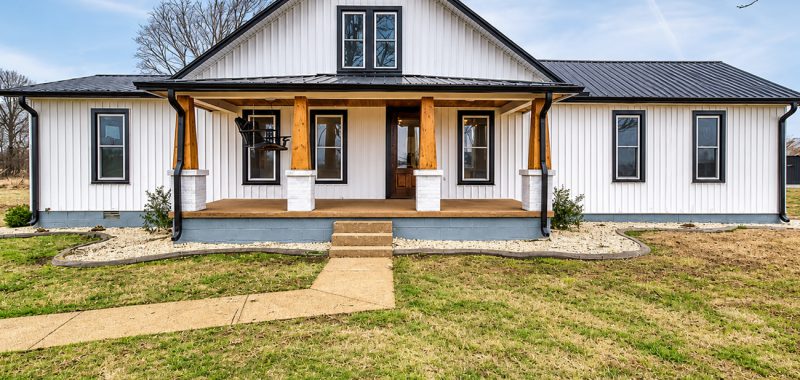 1950 Farmhouse Makeover