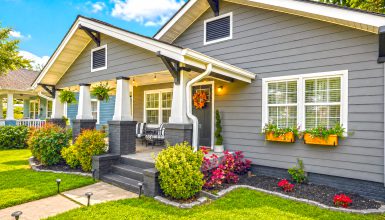 Craftsman House Landscaping Ideas for a Cozy Front Yard