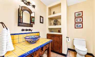 Spanish-Style-Bathrooms