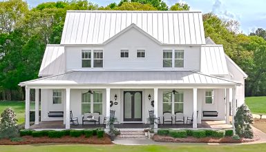 Stunning White Farmhouse Exteriors