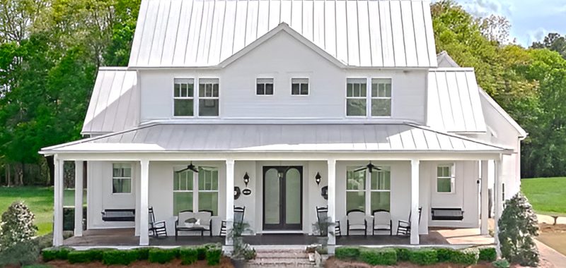 Stunning White Farmhouse Exteriors