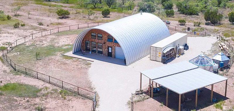 Quonset-Hut-Exterior-Design